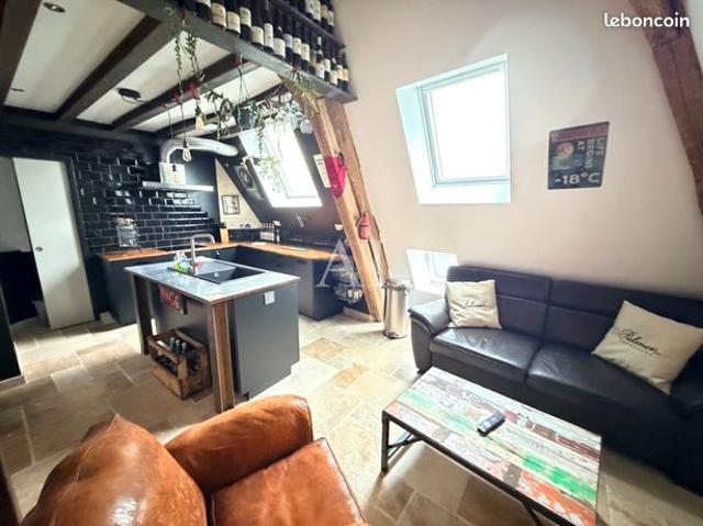Duplex proche Palais Jacques Coeur