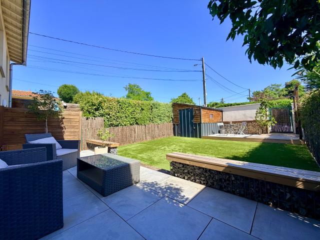 Duplex Récent 66 m2 à Lucenay avec Terrasse et jardin+2Parkings