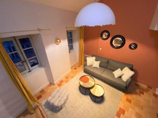 Duplex rénové au cœur du quartier historique