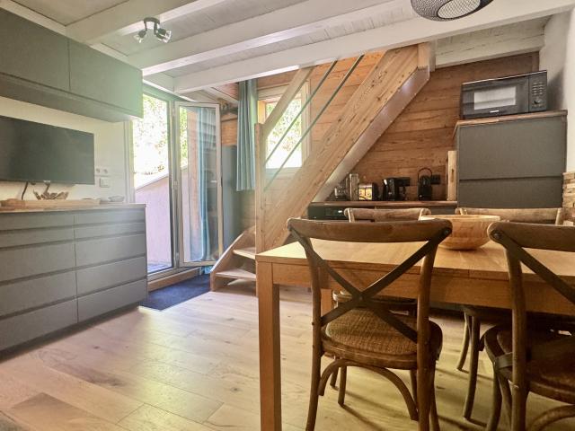 Duplex rénové Dernier étage 46,47 m2 Hab
