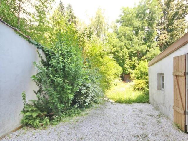 Duplex with garden Excellent location and first occupancy!