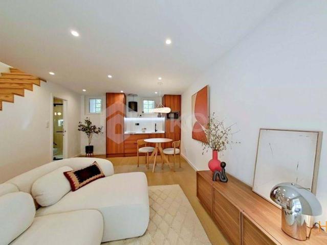 DUPLEX T1 NA AJUDA | RENOVAÇÃO 2026 | CHAVE NA MÃO | 26054083877
