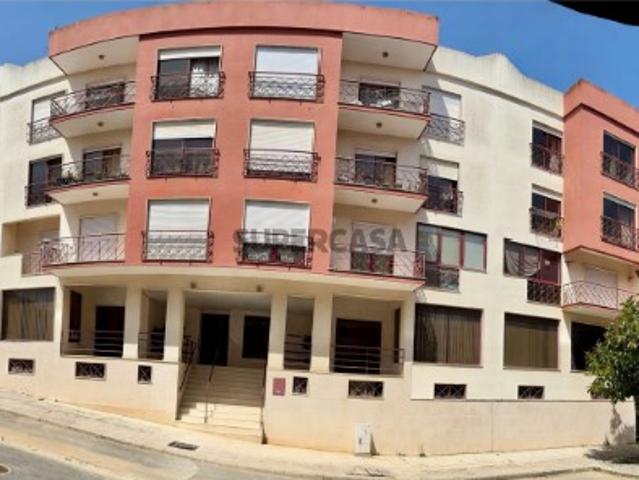Duplex T2 em Rio de Mouro