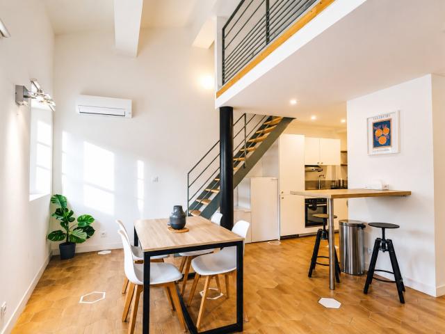 Duplex T2 meublé de standing 55 m2 au cœur de Toulon