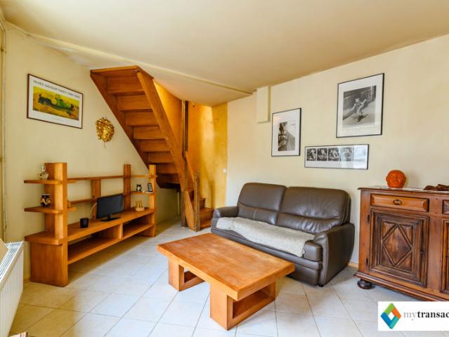 Maison individuelle T2 en Duplex proche du centre ville de C