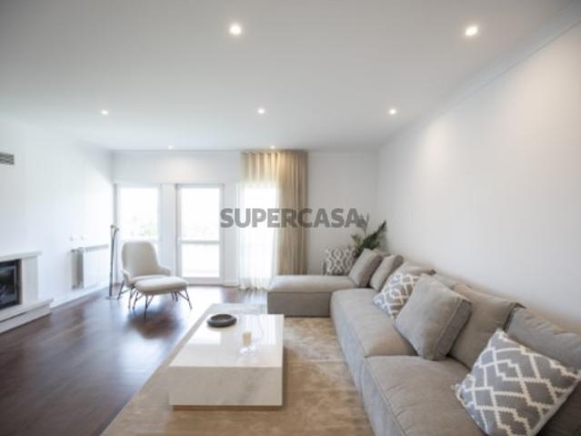 Duplex T3+1 Quinta da Beloura, piscina jardim garagem fechada