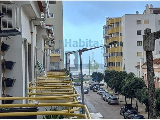 Duplex T3 Com Terrao junto Praia Costa da Caparica