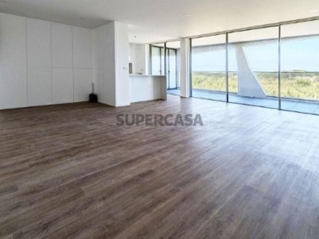 Duplex T3 em Gafanha da Encarnação de 400,00 m²