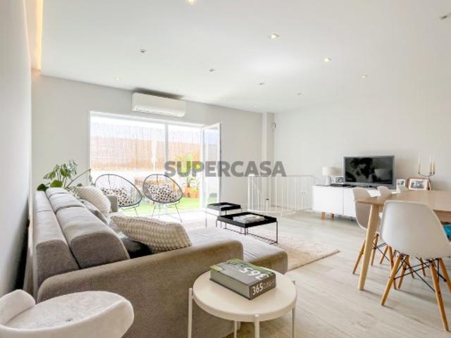 Duplex T3 em São Domingos de Rana