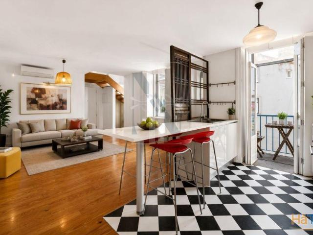 Duplex T3 Exclusivo com Vistas Icónicas sobre Lisboa ? Rua do Paraíso | 26084075855