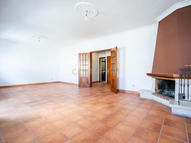 Duplex T3 no Samouco, Alcochete