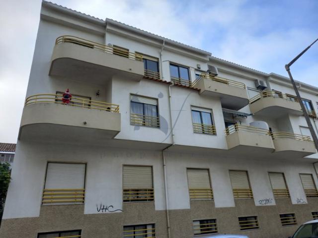 Duplex T3 REMODELADO na Costa da Caparica