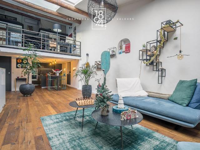 Duplex T3 rénové – Style industriel – Dernier étage – Vieux Port