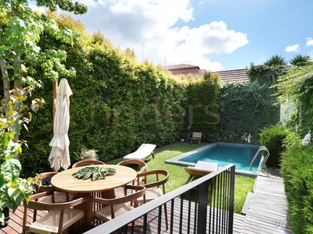 Duplex T4+1 com Jardim Privativo e Piscina Exclusividade na Lapa, Lisboa