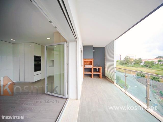 DUPLEX T4 + 2 salas SOLVILLAS: ODIVELAS: NOVO: Equipado: Ch.