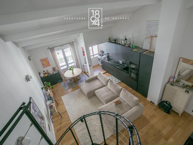 DUPLEX T4 82 m2 QUARTIER PLACE DELIBES