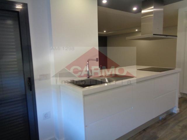 Duplex T4 C/ Box ACABAMENTOS DE LUXO. Oferta da Escritura