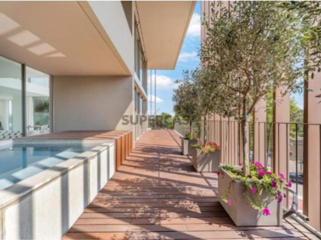 Duplex T4 com piscina, Cascais