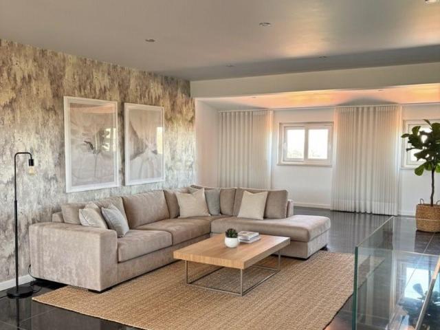 Duplex T4 Convertido em T3 Costa da Guia Cascais Aceita se Permuta