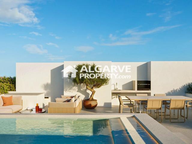 Duplex T4 de Luxo com Piscina no Terraço no Centro de Vilamoura – Botanica