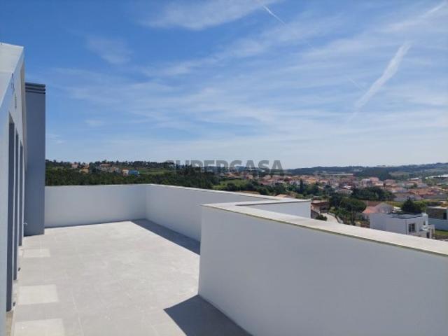 Duplex T4 em A dos Cunhados e Maceira