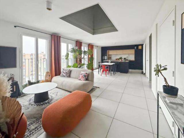Duplex T4 moderne 106 m² Dernier étage