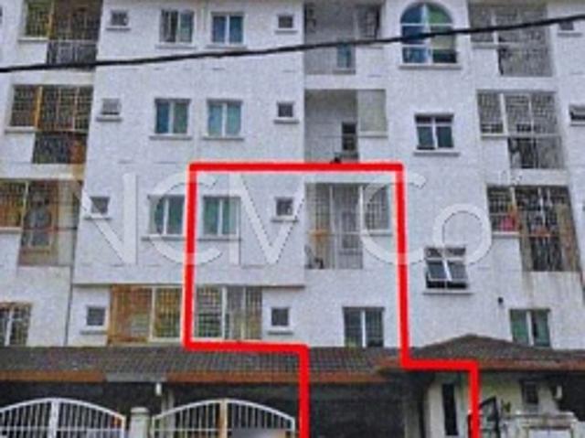 Duplex Town House