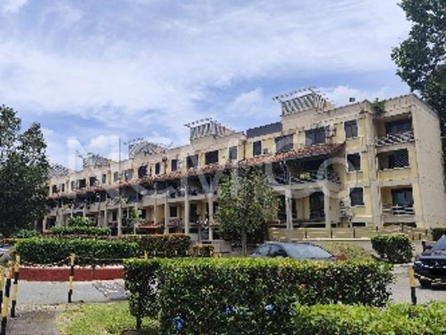 Duplex Town House Upper Unit