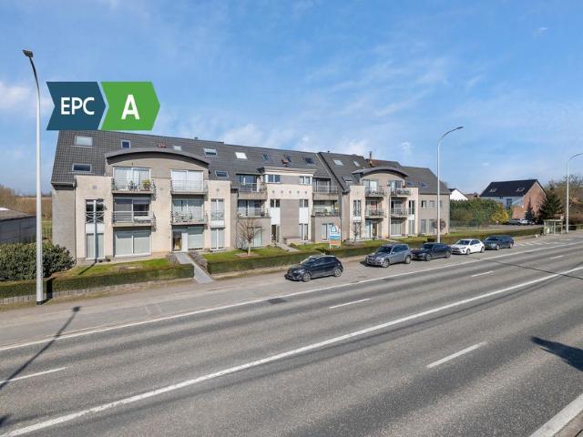 Duplex te koop voor 299000 euro met 3 slaapkamers