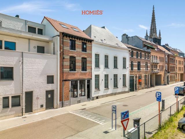 Duplex te koop voor 370000 euro met 1 slaapkamers