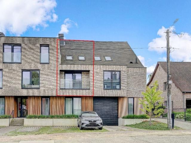 Duplex te koop voor 325000 euro met 2 slaapkamers