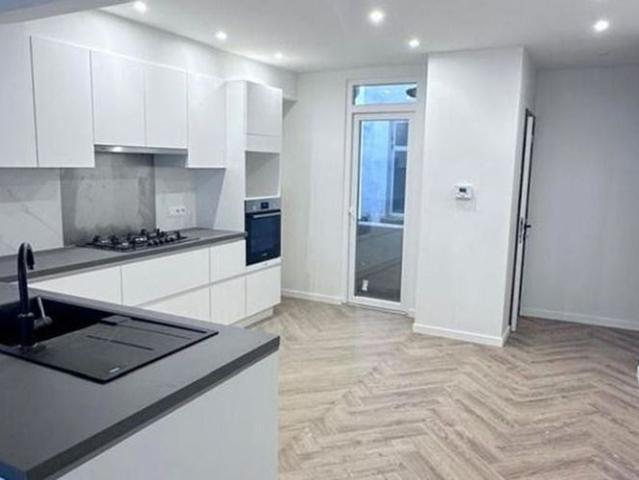 Duplex te huur in Antwerpen voor € 1.200 met 2 slaapkamers