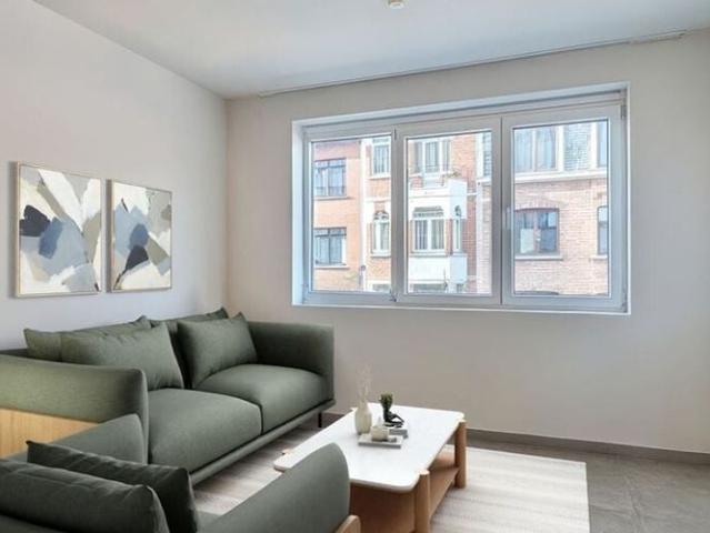 Duplex te huur in Berchem voor € 860 met 1 slaapkamer