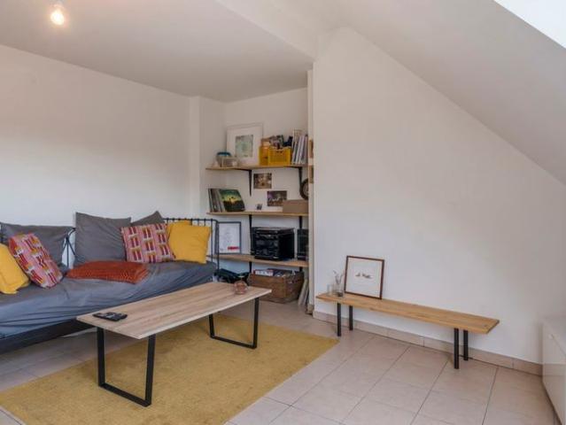 Duplex te huur in Deinze voor € 735 met 1 slaapkamer