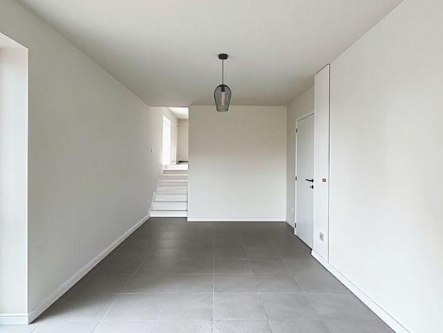 Duplex te huur in Eeklo voor € 775 met 2 slaapkamers
