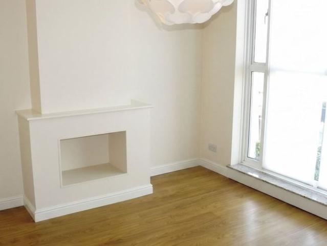 Duplex te huur in Ledeberg voor € 1.200 met 4 slaapkamers