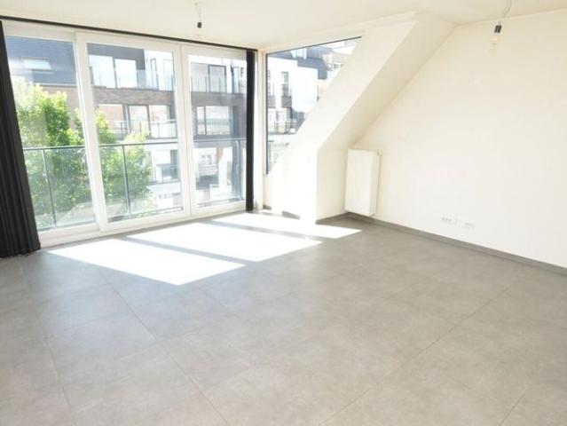Duplex te huur in Oostende voor € 795 met 2 slaapkamers