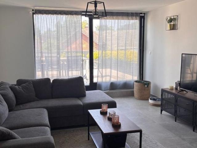 Duplex te huur in Opglabbeek voor € 975 met 2 slaapkamers