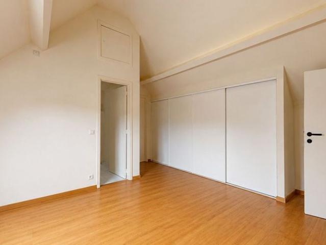 Duplex te huur in Orbais voor € 1.050 met 2 slaapkamers