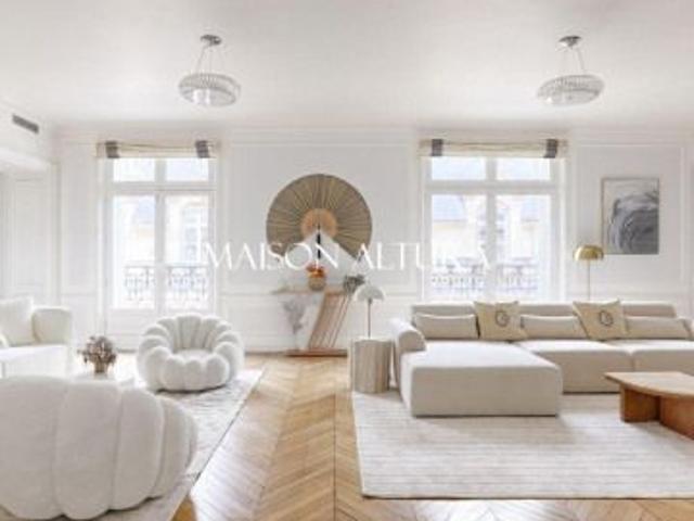 Duplex • Triangle d'Or