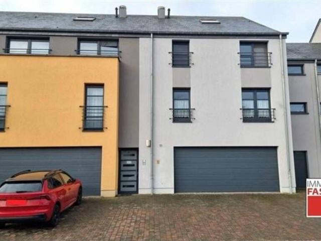 Duplex Triplex en Vente à Aubange