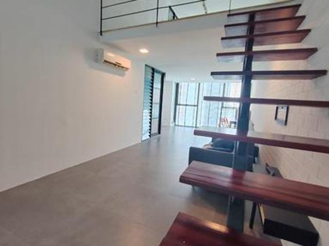 Duplex Unit Empire SOHO 2 Damansara Perdana
