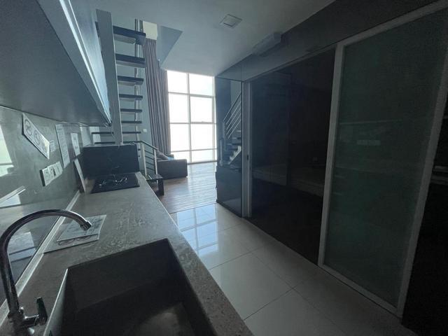 DUPLEX UNIT Maritime Suites 936sf Karpal Singh Drive FULLY FURNISHED
