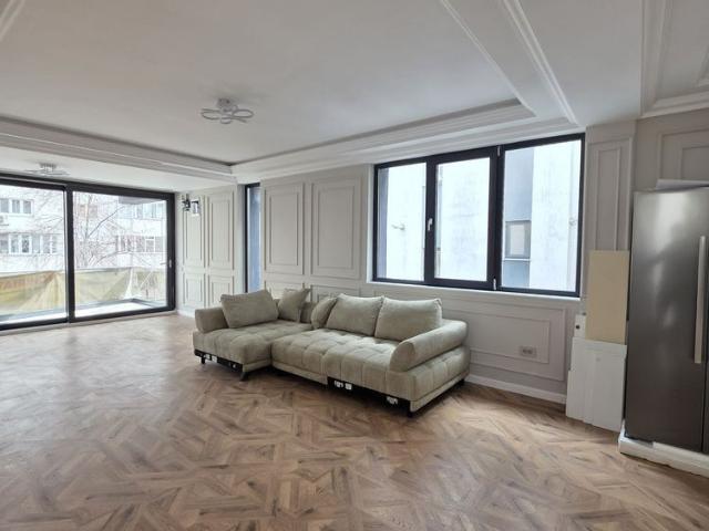 Duplex ultra modern/Timpuri noi,Vlad Dracul