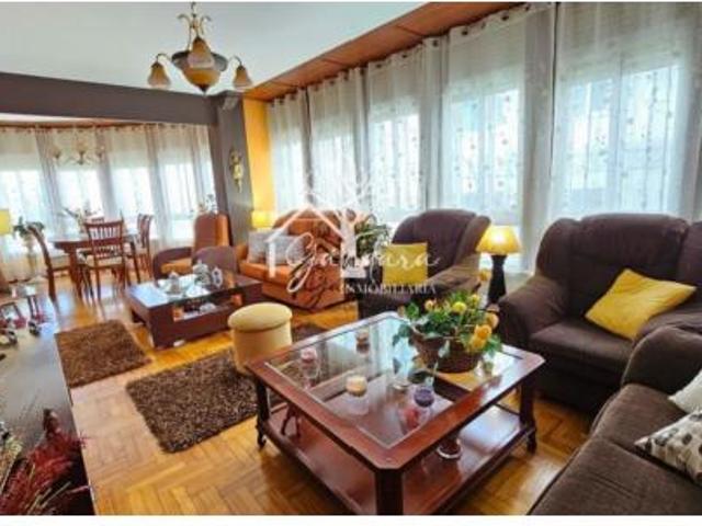 Dúplex Venta Ferrol, Centro