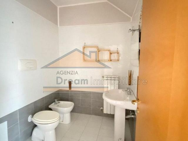 Duplex Via C.Margherita con p.auto