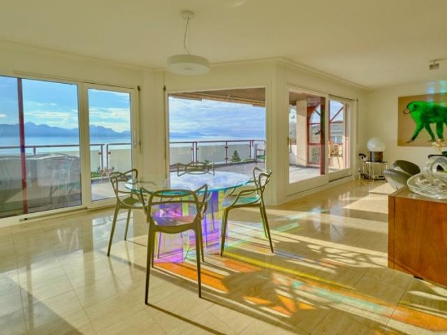 Duplex Vue Imprenable sur le lac au calme