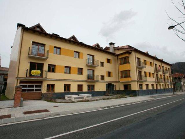Dúplex y garaje en Av de la Vall, Sant Pau de Segúries Girona