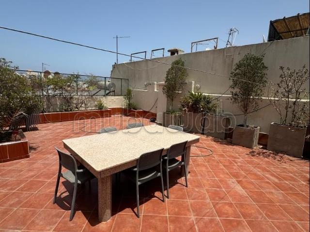Duplexe à vendre sur 2 mars