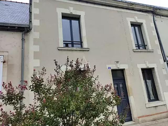 Durtal 49430 Location appartement 2 pièces t2 au dernier étage terrasse